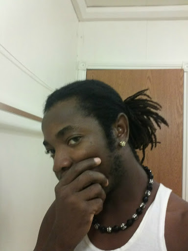 Jerry Gomes Photo 10