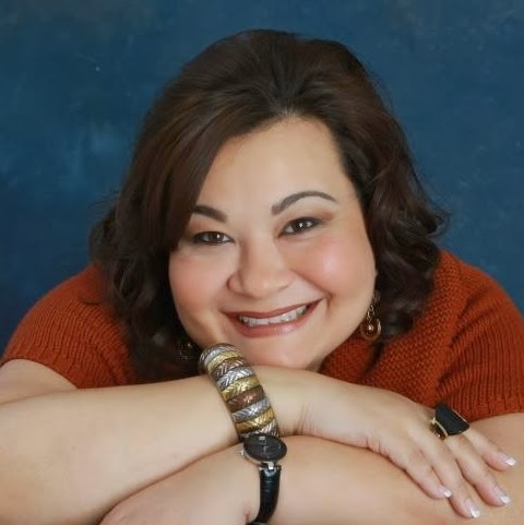 Rosa Cardona Photo 17