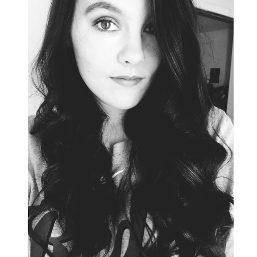 Samantha Hendrix Photo 32