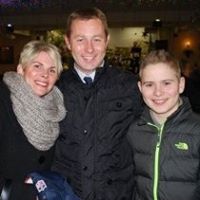 Laura Howarth Photo 32