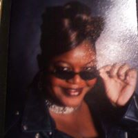 Loretta Dean Photo 19