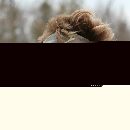 Hanna Larson Photo 11