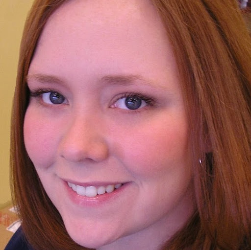 Allison Maguire Photo 5