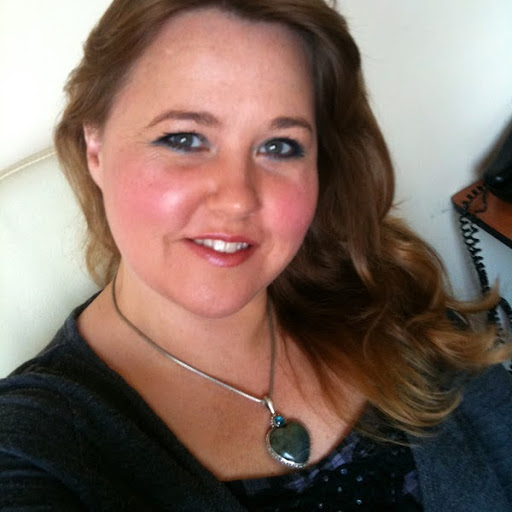 Sally Wilkins Photo 10