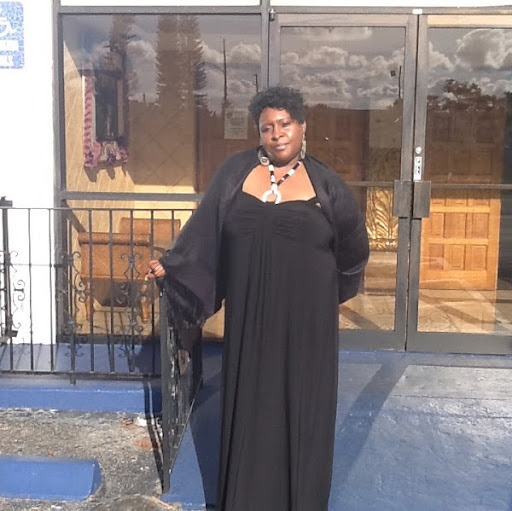 Tanya Jefferson Photo 16