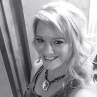 Kami Anderson Photo 38