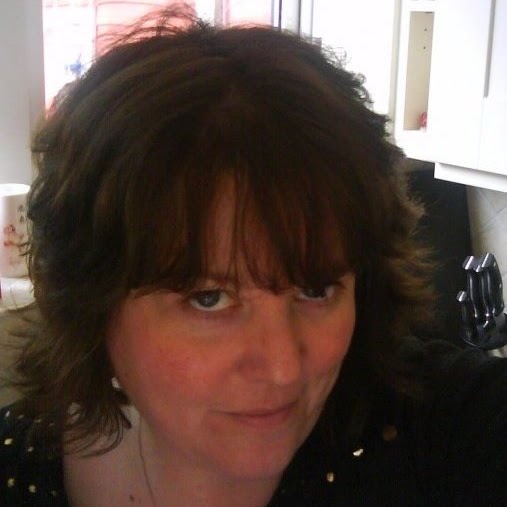 Michelle Robins Photo 33