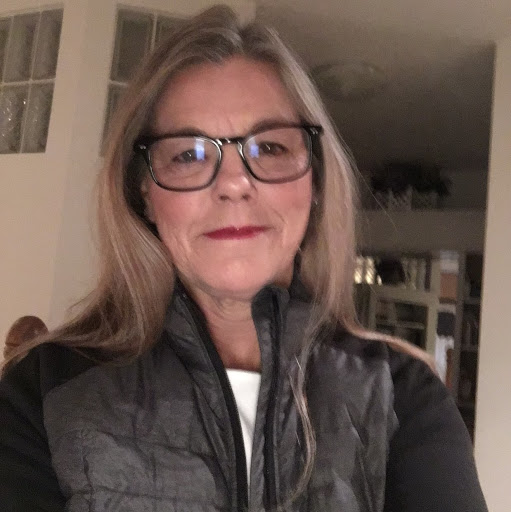 Linda Cornelius Photo 31