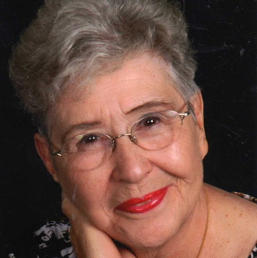 Kathryn Russell Photo 39