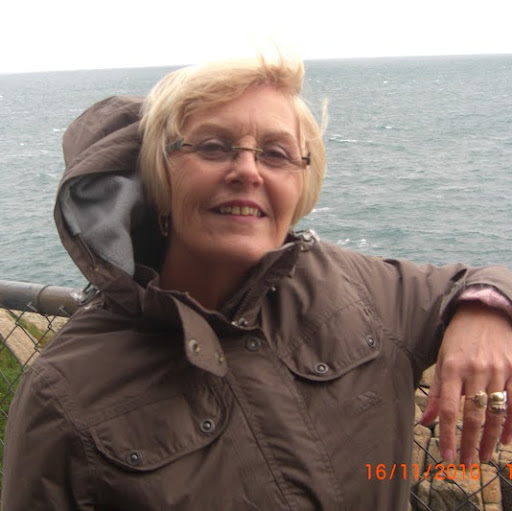 Billie Robinson Photo 16