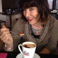 Julie Nolan Photo 22