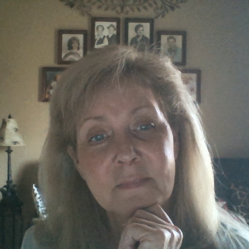 Diane Chandler Photo 16