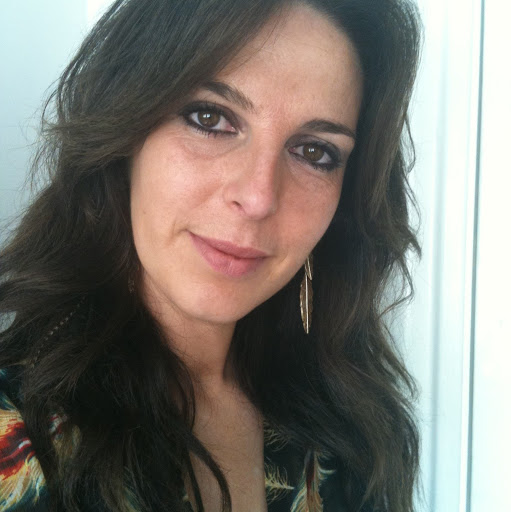Corinne Adams Photo 24