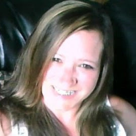 Elizabeth Sanderson Photo 9