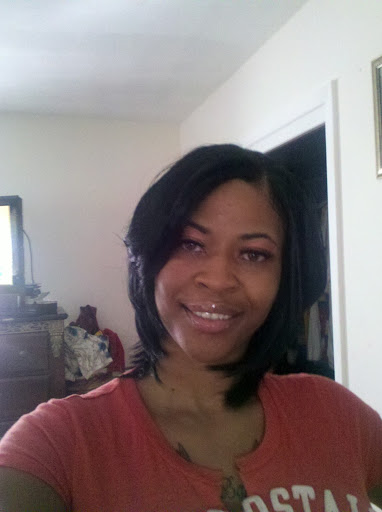 Alexis Banks Photo 14