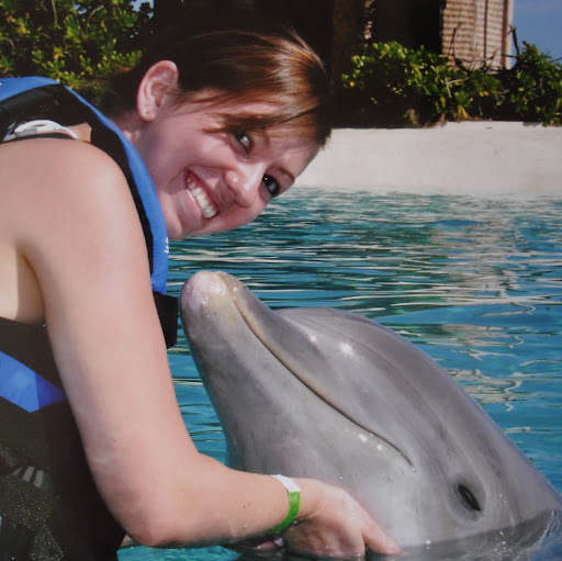 Sarah Sheffer Photo 25