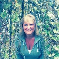 Michele Lawrence Photo 12