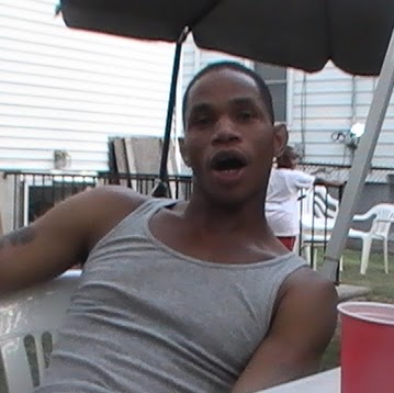 Keenan Robinson Photo 13