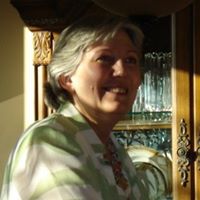 Barbara Heath Photo 22