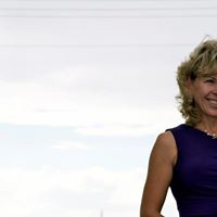 Julie Chesnut Photo 3