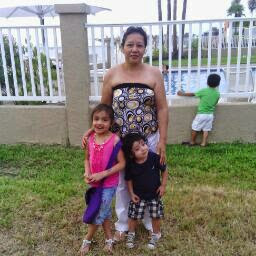 Ada Cruz Photo 30
