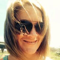 Kathryn Bennett Photo 32
