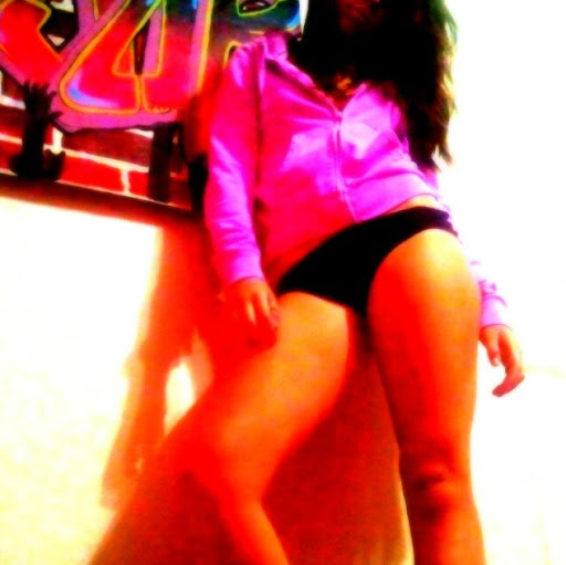 Monika Robinson Photo 39