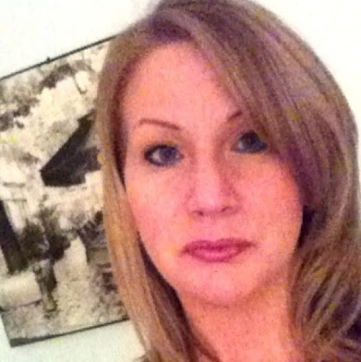 Lisa Carmichael Photo 6