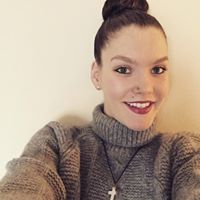 Elizabeth Horn Photo 32