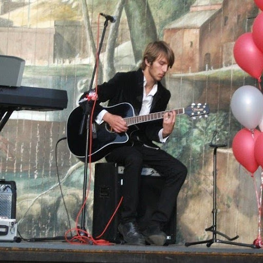 Benjamin Marks Photo 44