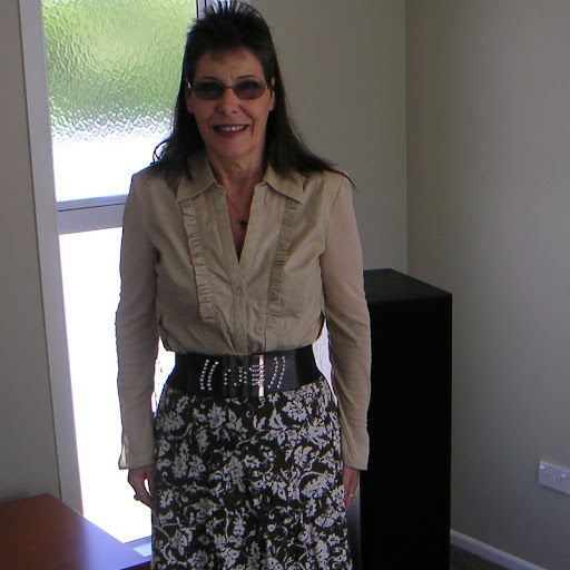 Kathleen Riggs Photo 28