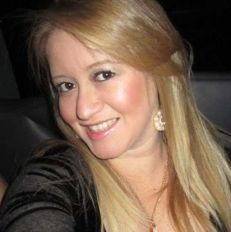 Elizabeth Zastrow Photo 13