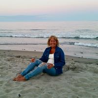 Linda Crowley Photo 16