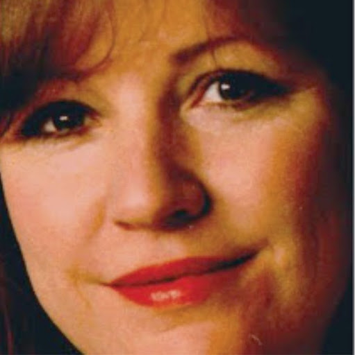 Helen Andries Photo 9