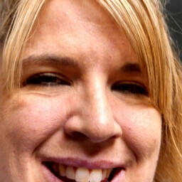 Heather Sharp Photo 37