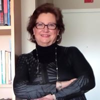 Pamela Watts Photo 18