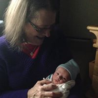 Beth Sutton Photo 26