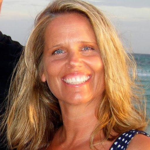 Sandra Cartwright Photo 20