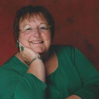 Linda Gillespie Photo 26