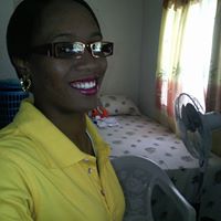 Christina Ricketts Photo 8