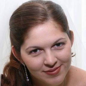 Beth Gould Photo 10