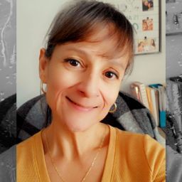 Patricia Espinoza Photo 33