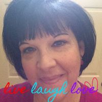 Elizabeth Armstrong Photo 11