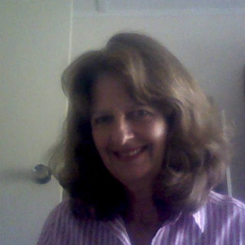 Linda Nicholas Photo 30