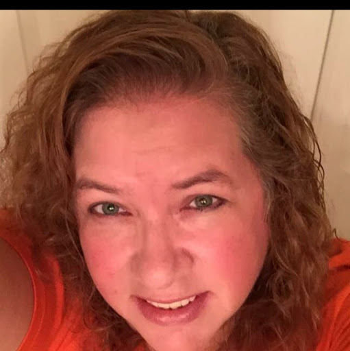 Lauren Thacker Photo 33