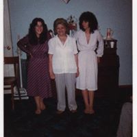 Debbie Mathews Photo 20