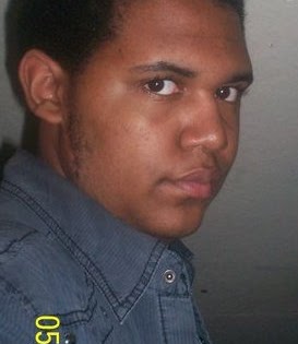 Aaron Devine Photo 29