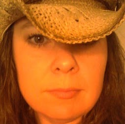 Melissa Britton Photo 30