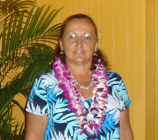 Vicki Stone Photo 36