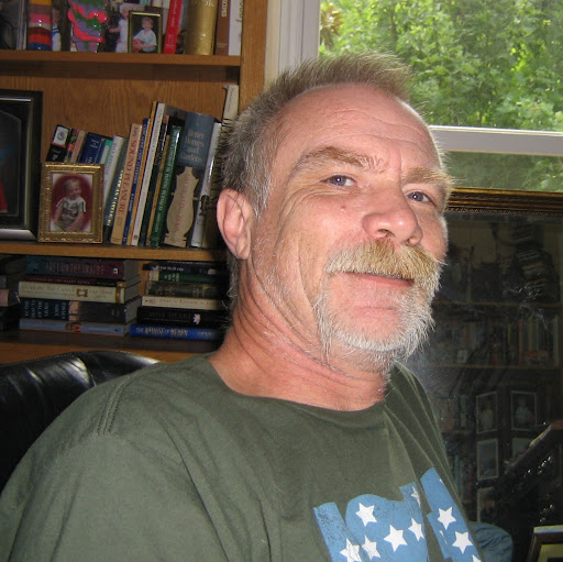 Timothy Sanders Photo 32